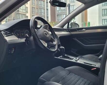 Білий Фольксваген Пассат, об'ємом двигуна 1.97 л та пробігом 202 тис. км за 23500 $, фото 33 на Automoto.ua