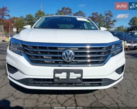 Белый Фольксваген Пассат, объемом двигателя 2 л и пробегом 42 тыс. км за 11355 $, фото 1 на Automoto.ua