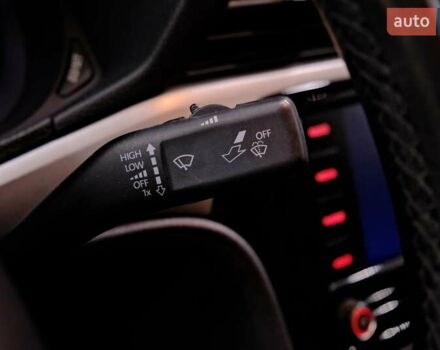 Білий Фольксваген Пассат, об'ємом двигуна 2 л та пробігом 165 тис. км за 16900 $, фото 21 на Automoto.ua