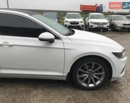 Белый Фольксваген Пассат, объемом двигателя 2 л и пробегом 55 тыс. км за 30990 $, фото 16 на Automoto.ua