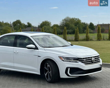 Білий Фольксваген Пассат, об'ємом двигуна 1.98 л та пробігом 70 тис. км за 19500 $, фото 11 на Automoto.ua