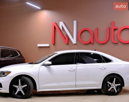 Білий Фольксваген Пассат, об'ємом двигуна 2 л та пробігом 165 тис. км за 16900 $, фото 11 на Automoto.ua