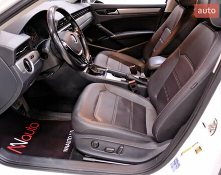 Білий Фольксваген Пассат, об'ємом двигуна 2 л та пробігом 165 тис. км за 16900 $, фото 28 на Automoto.ua