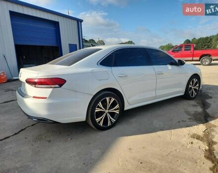 Білий Фольксваген Пассат, об'ємом двигуна 2 л та пробігом 104 тис. км за 4100 $, фото 2 на Automoto.ua