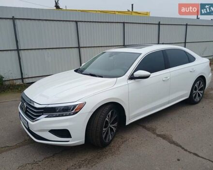 Белый Фольксваген Пассат, объемом двигателя 1.98 л и пробегом 112 тыс. км за 20800 $, фото 3 на Automoto.ua