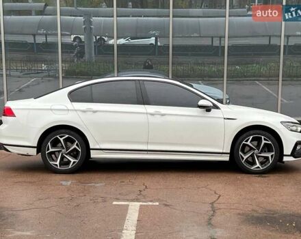 Білий Фольксваген Пассат, об'ємом двигуна 2 л та пробігом 87 тис. км за 35000 $, фото 6 на Automoto.ua