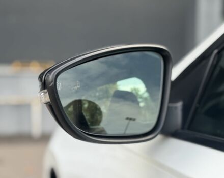 Фольксваген Пассат 2021 в Киеве на Automoto.ua Белый Фольксваген Пассат, объемом двигателя 2 л и пробегом 51 тыс. км за 20900 $, фото 10 на Automoto.ua