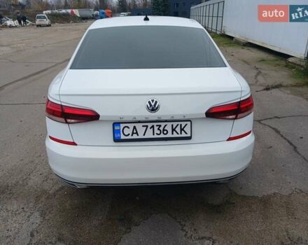 Белый Фольксваген Пассат, объемом двигателя 1.98 л и пробегом 112 тыс. км за 20800 $, фото 4 на Automoto.ua