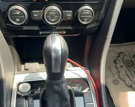 Білий Фольксваген Пассат, об'ємом двигуна 2 л та пробігом 124 тис. км за 11300 $, фото 11 на Automoto.ua