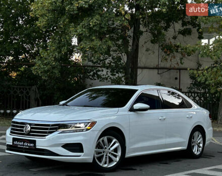 Білий Фольксваген Пассат, об'ємом двигуна 1.98 л та пробігом 140 тис. км за 18999 $, фото 7 на Automoto.ua