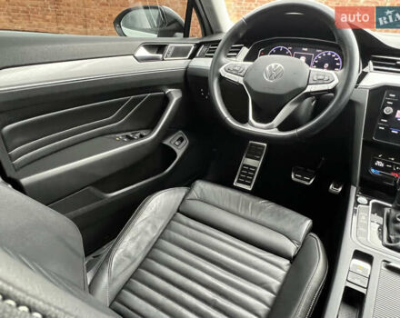 Белый Фольксваген Пассат, объемом двигателя 1.97 л и пробегом 176 тыс. км за 25599 $, фото 51 на Automoto.ua