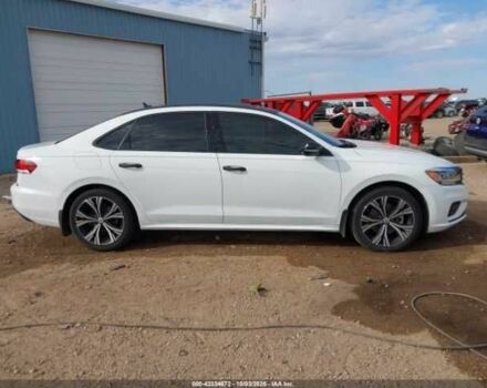 Фольксваген Пассат 2021 в Львове на Automoto.ua Белый Фольксваген Пассат, объемом двигателя 0 л и пробегом 76 тыс. км за 4000 $, фото 12 на Automoto.ua