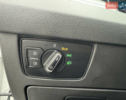 Белый Фольксваген Пассат, объемом двигателя 1.97 л и пробегом 176 тыс. км за 25599 $, фото 38 на Automoto.ua