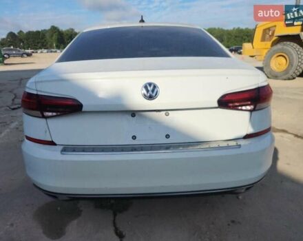 Білий Фольксваген Пассат, об'ємом двигуна 2 л та пробігом 104 тис. км за 4100 $, фото 5 на Automoto.ua