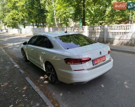 Білий Фольксваген Пассат, об'ємом двигуна 2 л та пробігом 195 тис. км за 15999 $, фото 18 на Automoto.ua