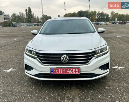 Белый Фольксваген Пассат, объемом двигателя 2 л и пробегом 105 тыс. км за 16700 $, фото 4 на Automoto.ua