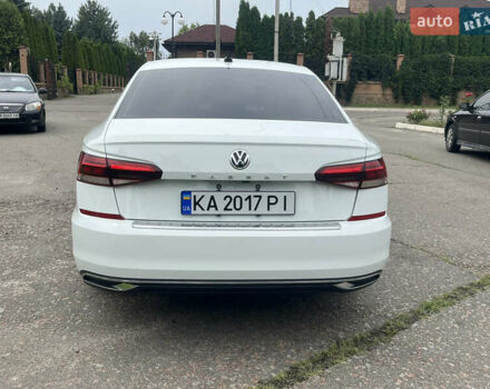 Белый Фольксваген Пассат, объемом двигателя 2 л и пробегом 26 тыс. км за 22500 $, фото 4 на Automoto.ua