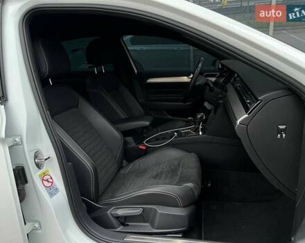 Білий Фольксваген Пассат, об'ємом двигуна 2 л та пробігом 87 тис. км за 35000 $, фото 9 на Automoto.ua