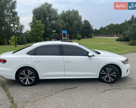 Белый Фольксваген Пассат, объемом двигателя 2 л и пробегом 26 тыс. км за 22500 $, фото 2 на Automoto.ua