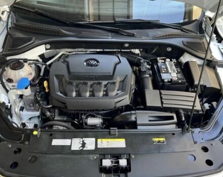 Білий Фольксваген Пассат, об'ємом двигуна 2 л та пробігом 124 тис. км за 11300 $, фото 10 на Automoto.ua