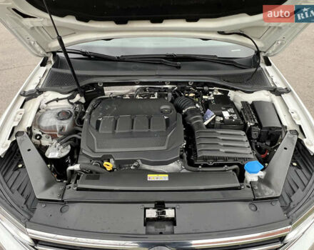 Белый Фольксваген Пассат, объемом двигателя 1.97 л и пробегом 176 тыс. км за 25599 $, фото 58 на Automoto.ua