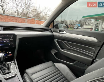 Белый Фольксваген Пассат, объемом двигателя 1.97 л и пробегом 176 тыс. км за 25599 $, фото 50 на Automoto.ua