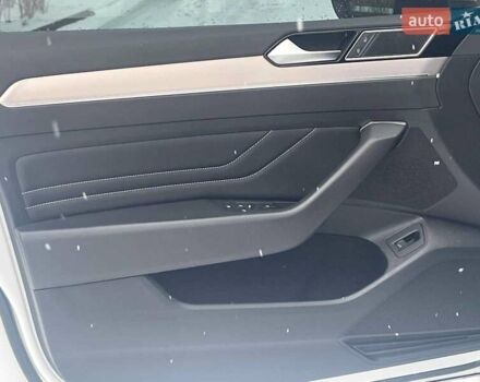 Белый Фольксваген Пассат, объемом двигателя 2 л и пробегом 90 тыс. км за 29990 $, фото 17 на Automoto.ua