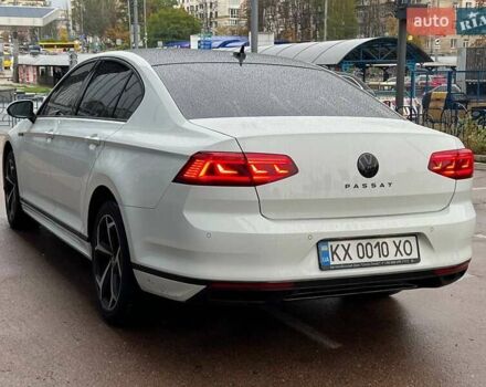 Білий Фольксваген Пассат, об'ємом двигуна 2 л та пробігом 87 тис. км за 35000 $, фото 4 на Automoto.ua
