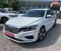 Белый Фольксваген Пассат, объемом двигателя 2 л и пробегом 130 тыс. км за 15999 $, фото 1 на Automoto.ua