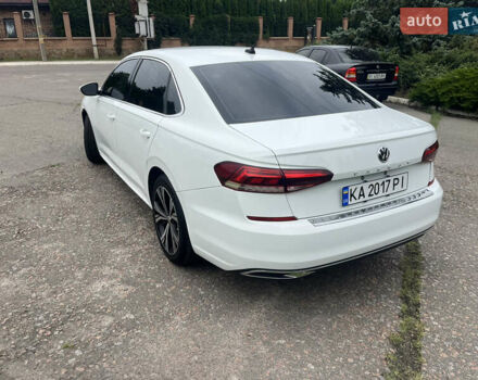 Белый Фольксваген Пассат, объемом двигателя 2 л и пробегом 26 тыс. км за 22500 $, фото 5 на Automoto.ua