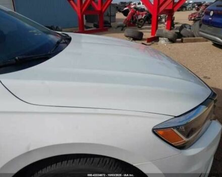 Фольксваген Пассат 2021 в Львове на Automoto.ua Белый Фольксваген Пассат, объемом двигателя 0 л и пробегом 76 тыс. км за 4000 $, фото 5 на Automoto.ua