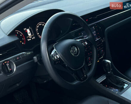 Білий Фольксваген Пассат, об'ємом двигуна 1.98 л та пробігом 140 тис. км за 18999 $, фото 13 на Automoto.ua