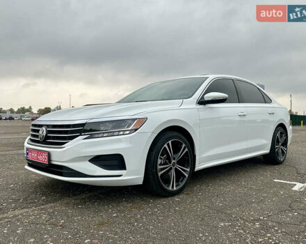 Белый Фольксваген Пассат, объемом двигателя 2 л и пробегом 105 тыс. км за 16700 $, фото 10 на Automoto.ua