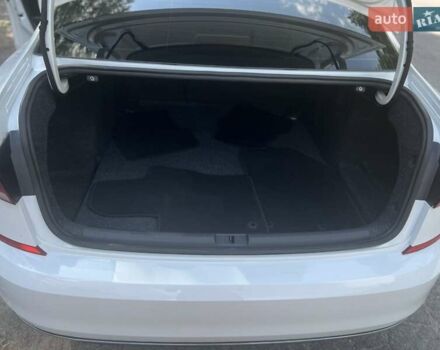 Белый Фольксваген Пассат, объемом двигателя 1.98 л и пробегом 110 тыс. км за 17800 $, фото 9 на Automoto.ua