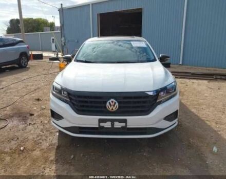 Фольксваген Пассат 2021 в Львове на Automoto.ua Белый Фольксваген Пассат, объемом двигателя 0 л и пробегом 76 тыс. км за 4000 $, фото 11 на Automoto.ua