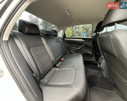 Белый Фольксваген Пассат, объемом двигателя 2 л и пробегом 26 тыс. км за 22500 $, фото 10 на Automoto.ua