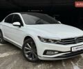 Білий Фольксваген Пассат, об'ємом двигуна 2 л та пробігом 30 тис. км за 37990 $, фото 1 на Automoto.ua