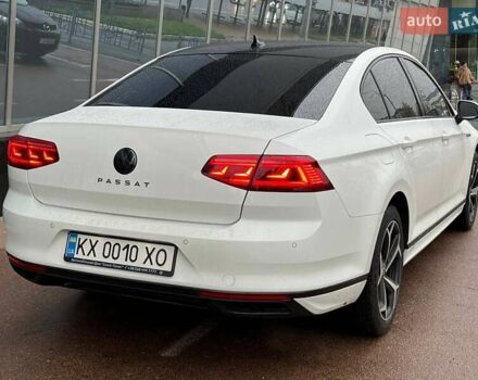 Білий Фольксваген Пассат, об'ємом двигуна 2 л та пробігом 87 тис. км за 35000 $, фото 3 на Automoto.ua