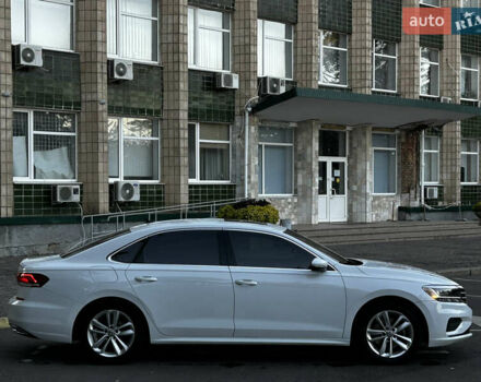 Білий Фольксваген Пассат, об'ємом двигуна 1.98 л та пробігом 140 тис. км за 18999 $, фото 1 на Automoto.ua