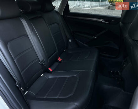 Білий Фольксваген Пассат, об'ємом двигуна 1.98 л та пробігом 140 тис. км за 18999 $, фото 20 на Automoto.ua