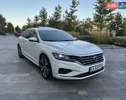 Белый Фольксваген Пассат, объемом двигателя 2 л и пробегом 64 тыс. км за 18700 $, фото 10 на Automoto.ua