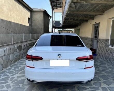 Білий Фольксваген Пассат, об'ємом двигуна 2 л та пробігом 124 тис. км за 11300 $, фото 3 на Automoto.ua