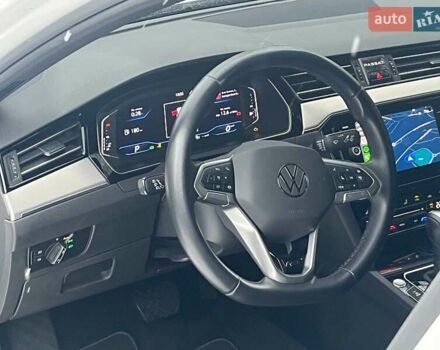 Белый Фольксваген Пассат, объемом двигателя 2 л и пробегом 90 тыс. км за 29990 $, фото 20 на Automoto.ua