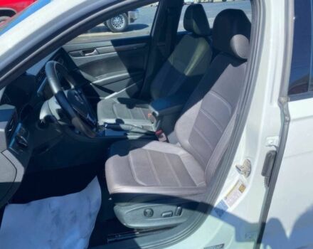 Белый Фольксваген Пассат, объемом двигателя 2 л и пробегом 12 тыс. км за 10300 $, фото 8 на Automoto.ua