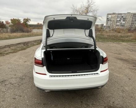 Белый Фольксваген Пассат, объемом двигателя 2 л и пробегом 106 тыс. км за 18500 $, фото 3 на Automoto.ua