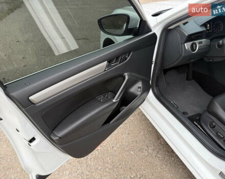 Белый Фольксваген Пассат, объемом двигателя 1.98 л и пробегом 106 тыс. км за 19000 $, фото 12 на Automoto.ua