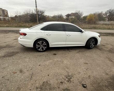 Белый Фольксваген Пассат, объемом двигателя 2 л и пробегом 106 тыс. км за 18500 $, фото 1 на Automoto.ua