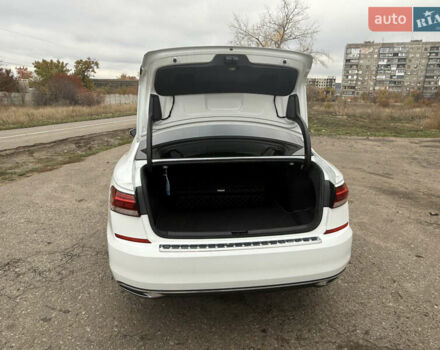 Белый Фольксваген Пассат, объемом двигателя 1.98 л и пробегом 106 тыс. км за 19000 $, фото 7 на Automoto.ua