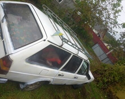 Белый Фольксваген Пассат, объемом двигателя 1.6 л и пробегом 550 тыс. км за 1100 $, фото 3 на Automoto.ua