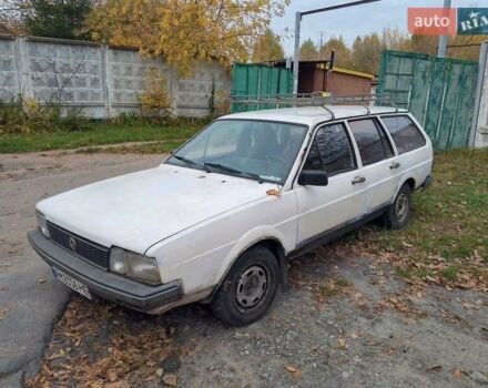 Белый Фольксваген Пассат, объемом двигателя 1.6 л и пробегом 550 тыс. км за 1100 $, фото 6 на Automoto.ua